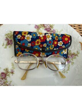 Vintage 60s 12K GF White Gold Oval Eyeglasses Frame With Floral Case